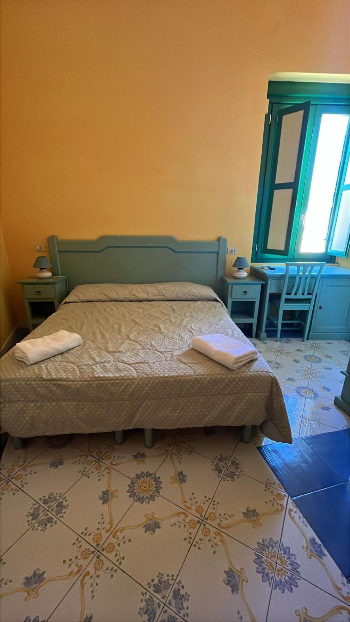 Hotel Savoia Procida Zewnętrze zdjęcie